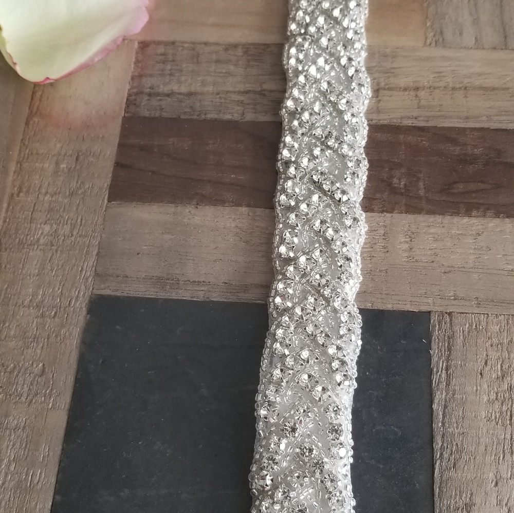 NEW Bridal Belt Tulip